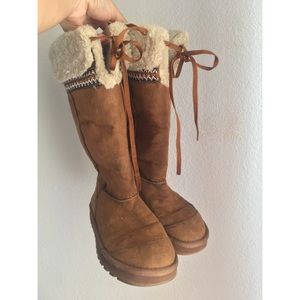 Sketchers Australia faux fur boots